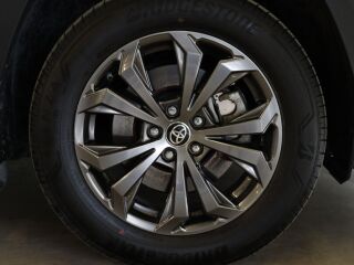 Toyota RAV4 Luxury Plus 131kW