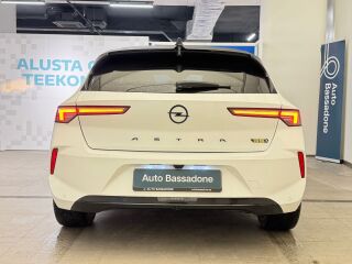 Opel Astra GSe Plug-In 1.6 165кВ