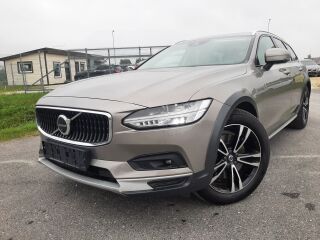 Volvo V90 Cross Country 2.0 145kW