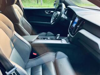Volvo XC60 R Design AWD Kers Mild Hybrid 2.0 D4 145kW