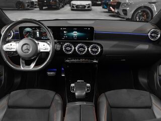 Mercedes-Benz CLA 180 AMG Line 1.4 100kW