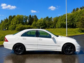 Mercedes-Benz C 200 Kompressor 1.8 120kW