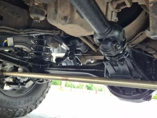 Land Rover Defender 2.4 90kW