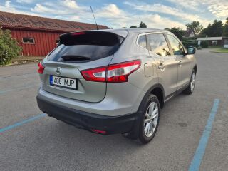 Nissan Qashqai Acenta 1.2 85kW