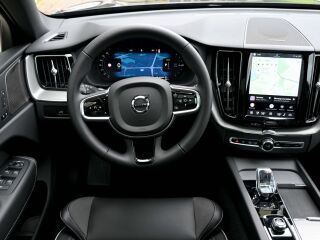 Volvo XC60 AWD H&K ULTIMATE DARK INTELLI SAFE 2.0 T6 Plug-in LONG RANGE 293kW