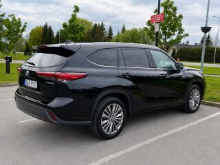 Toyota Highlander 2.5 140kW
