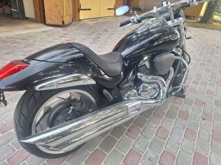 Suzuki VZR 1800 92kW