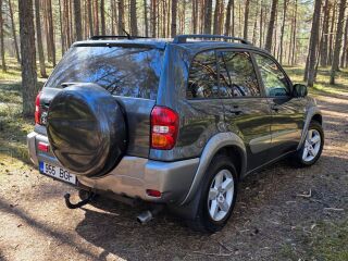 Toyota RAV4 2.0 85kW