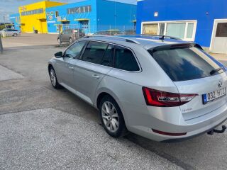 Skoda Superb 1.6 88kW