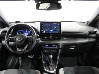 Toyota Yaris GR Sport 1.5 68кВ