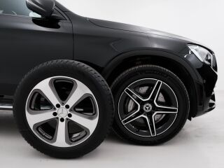 Mercedes-Benz GLC 300 de AMG 4Matic PHEV 2.0 R4 225kW
