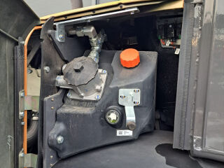 Case 321 F 55kW