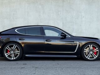 Porsche Panamera Turbo 4.8 V8 368кВ