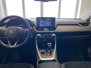 Toyota RAV4 Luxury Plus 2.5 131kW