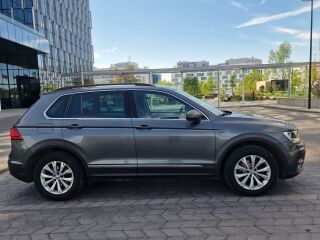 Volkswagen Tiguan Comfortline Business 2.0 R4 DFGA 110kW