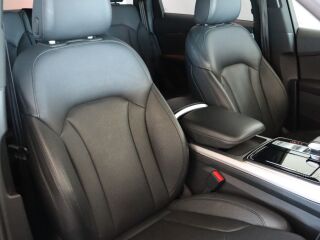 Audi Q7 S line 55 TFSI e quattro 3.0 250kW