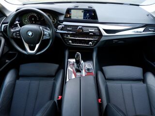 BMW 520 Sport Line Shadow Line 2.0 140кВ