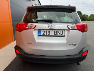 Toyota RAV4 Standard 4WD 2.0 111кВ