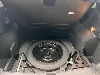 Volkswagen Tiguan Allspace R-Line 1.5 110кВ