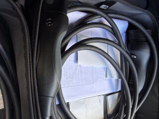Mercedes-Benz E 300 AMG line SUPERSCREEN 2.0 150kW