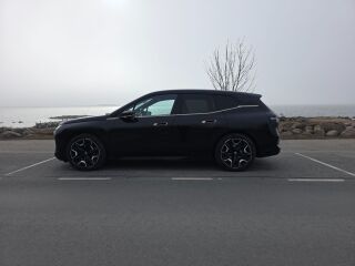 BMW iX xDrive 40 102кВ