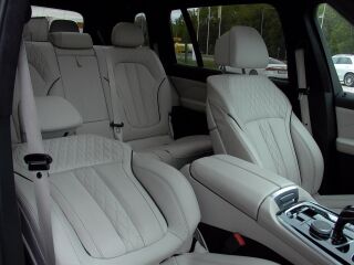 BMW X7 xDrive40d M Sports package 3.0 250kW