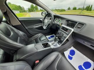 Volvo V60 OCEAN RACE AWD 2.4 151kW