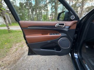 Jeep Grand Cherokee Summit 3.0 184kW