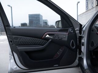 Mercedes-Benz S 500 5.0 225kW