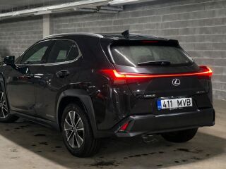 Lexus UX 300e Premium 150кВ