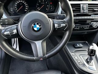 BMW 320 d xDrive LCI M sportpakett 2.0 140kW