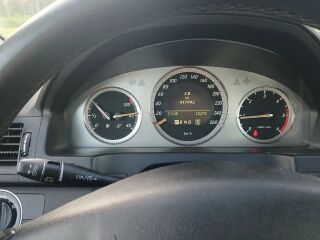 Mercedes-Benz C 220 2.1 r4 125kW