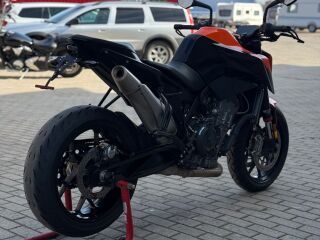 KTM 890 Duke 85kW