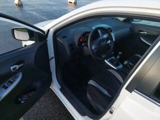 Toyota Corolla 1.6 97кВ