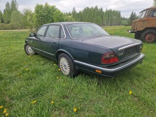 Jaguar XJ6 3.2 R6 155kW