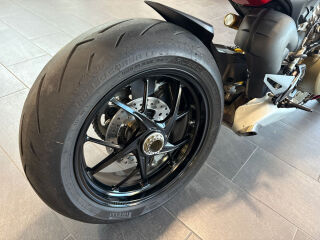 Ducati Streetfighter V4 V4 153kW