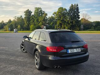 Audi A4 2.0 105кВ