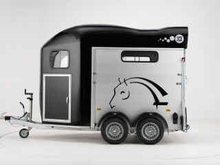 Cheval Liberte Gold 3+SADULARUUM BLACK EDITION