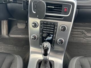 Volvo V60 AWD Facelift 2.4 R5 133kW