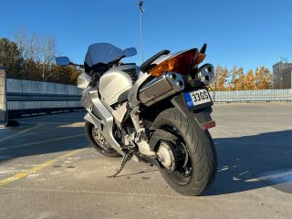 Honda VFR 800 V4 V-Tec 80kW