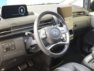 Hyundai Staria Premium Signature 4WD 2.2 CRDi 130kW