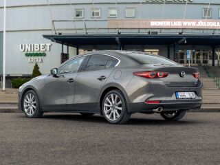 Mazda 3 Skyactive-X Luxury 2.0 132kW