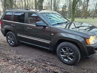 Jeep Grand Cherokee Limited 4.7 V8 170кВ