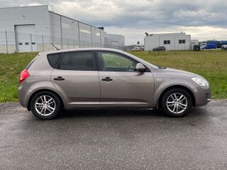 Kia Ceed 1.6 66кВ