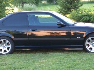 BMW 318 is 1.8 R4 103кВ
