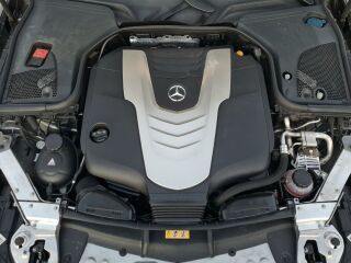 Mercedes-Benz E 350 AMG Black Edition 3.0 V6 190kW