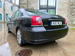 Toyota Avensis Facelift 2.0 108kW