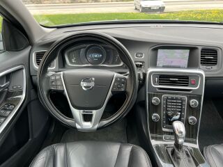 Volvo V60 Polestar SUMMUM AWD 2.4 D6 TWIN ENGINE PLUG IN HYBRID 158kW