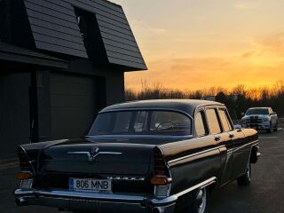 GAZ 13 Tšaika 5.5 143kW