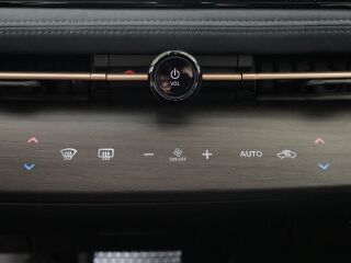 Nissan Ariya Evolve e-4ORCE 225kW